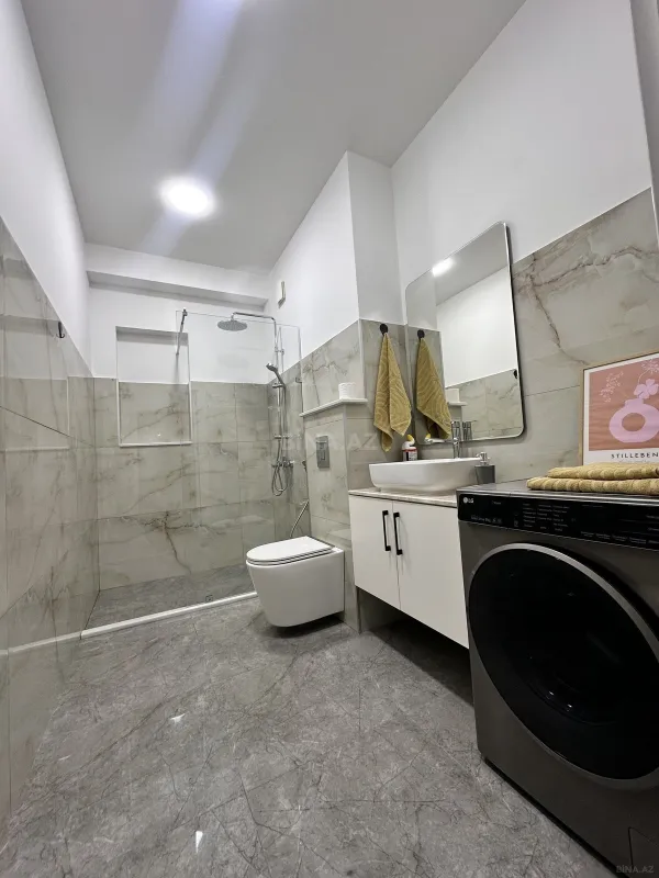 Kirayə verilir 2 otaqlı mənzil 87 m²