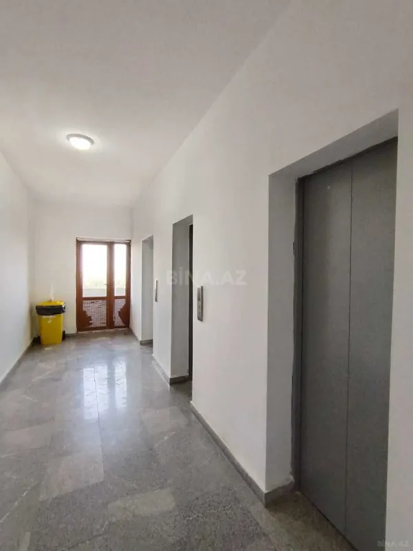 Satılır 1 otaqlı mənzil 64.5 m²
