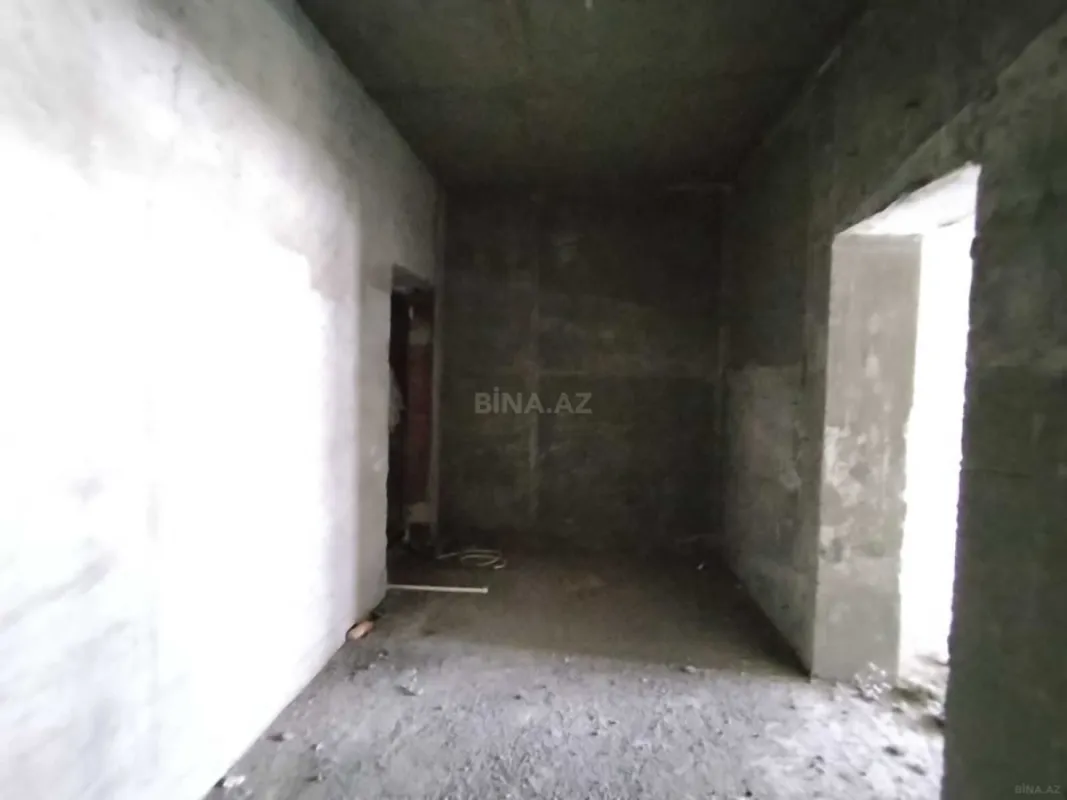 Satılır 1 otaqlı mənzil 64.5 m²