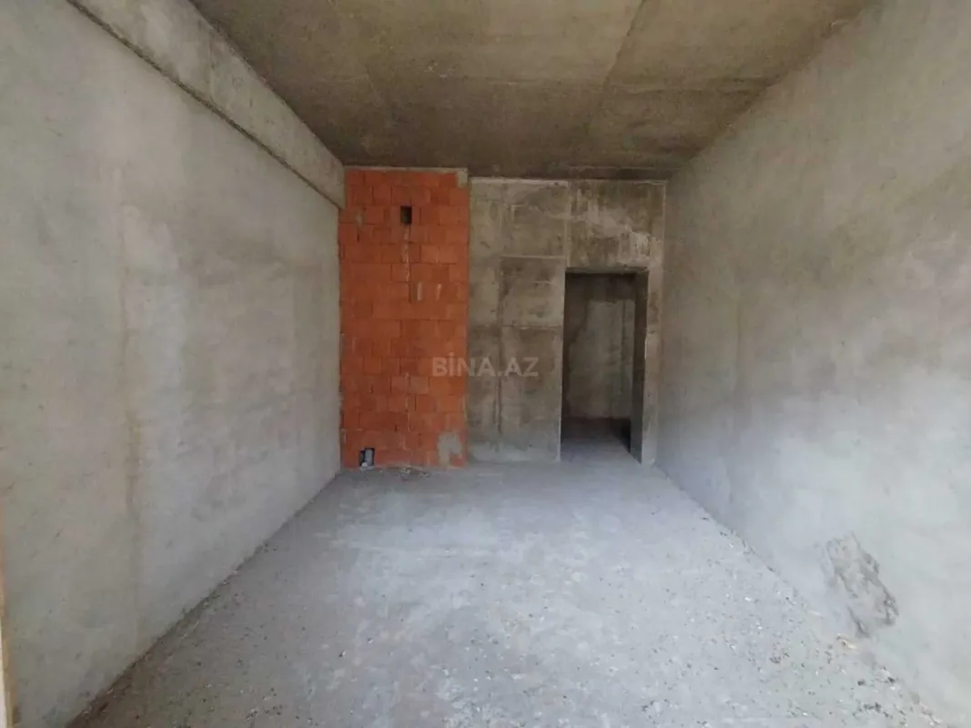 Satılır 1 otaqlı mənzil 64.5 m²