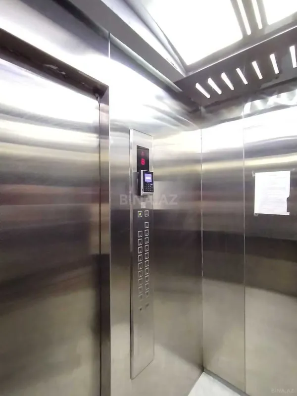 Satılır 1 otaqlı mənzil 64.5 m²