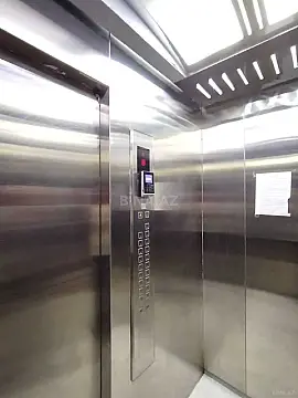 Satılır 1 otaqlı mənzil 64.5 m²