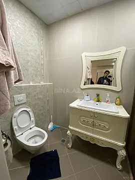 Kirayə verilir 2 otaqlı mənzil 65 m²