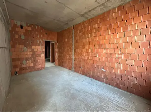 Satılır 3 otaqlı mənzil 113 m²