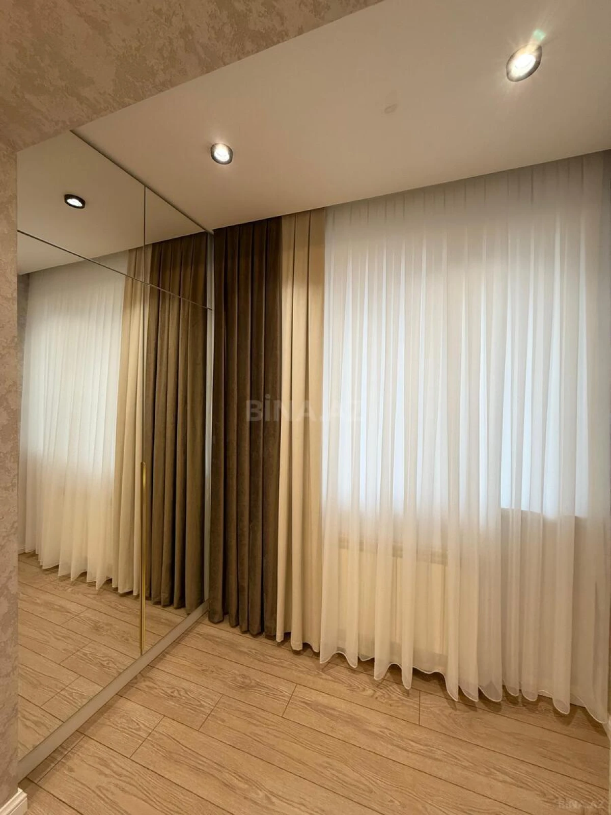 Satılır 2 otaqlı mənzil 50 m²