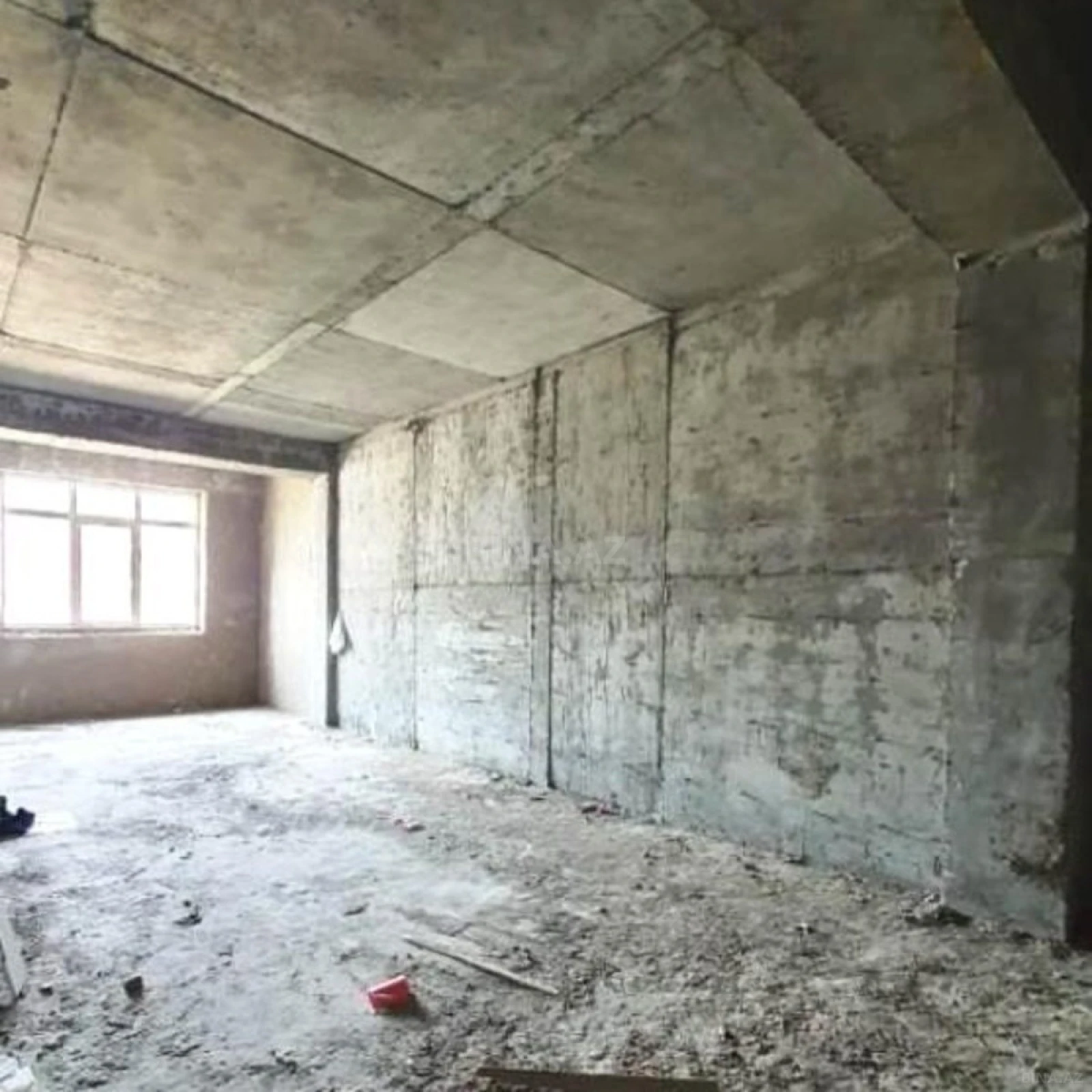 Satılır 3 otaqlı mənzil 156.3 m²