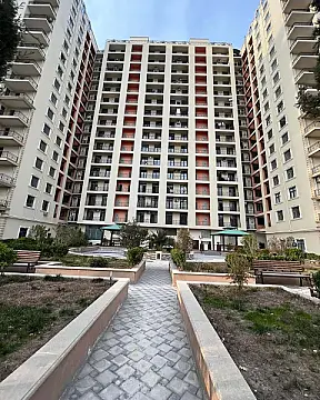 Satılır 3 otaqlı mənzil 156.3 m²