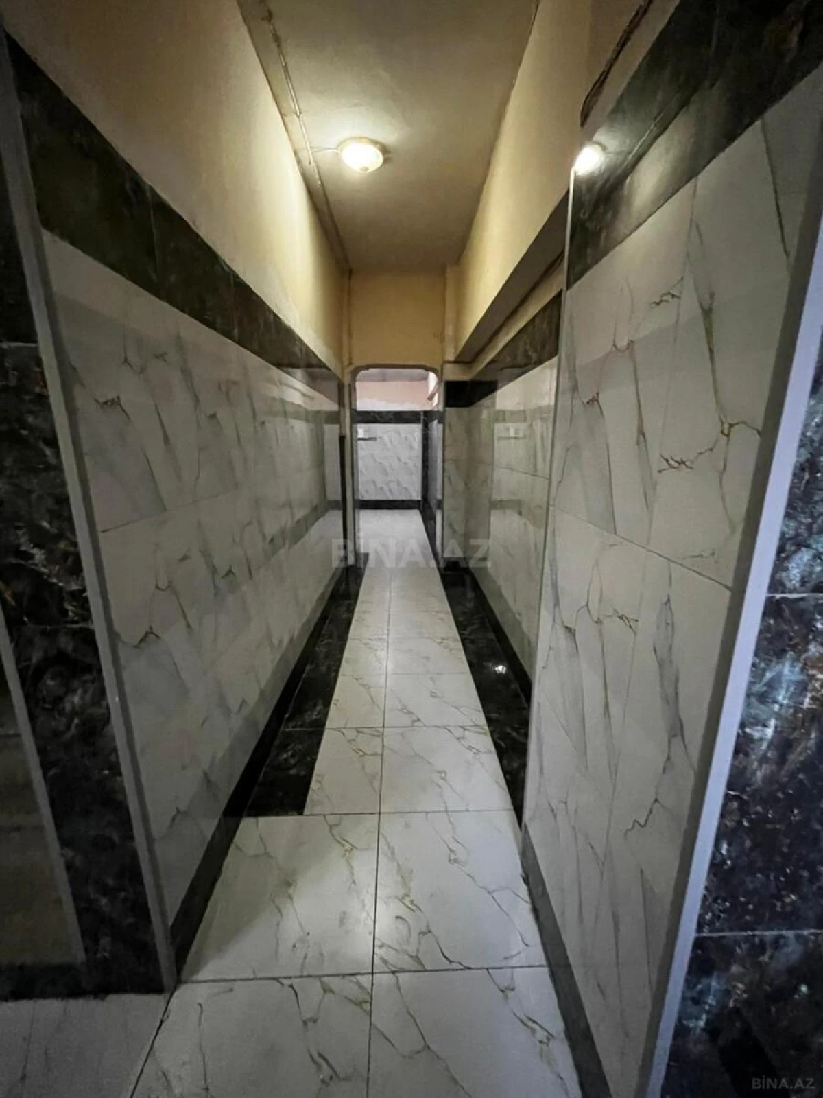 Satılır 2 otaqlı mənzil 85 m²