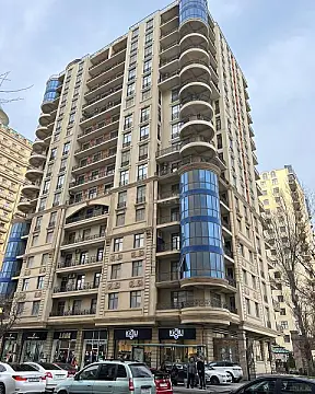 Satılır 3 otaqlı mənzil 163.3 m²