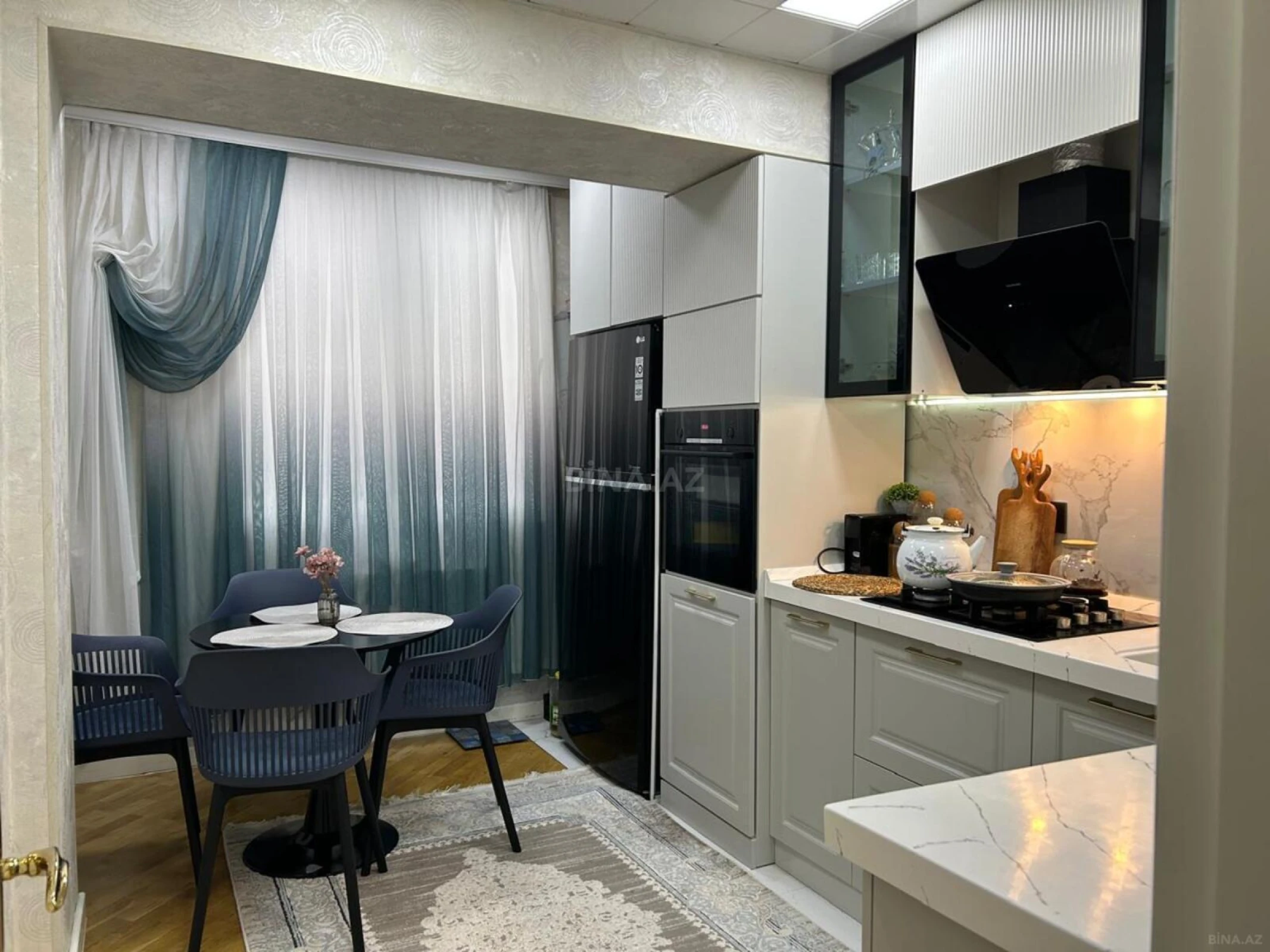 Satılır 2 otaqlı mənzil 70 m²