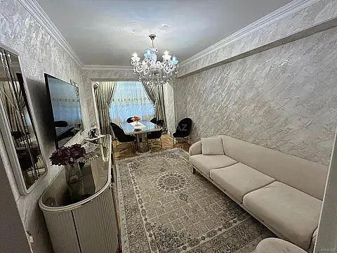 Satılır 2 otaqlı mənzil 70 m²