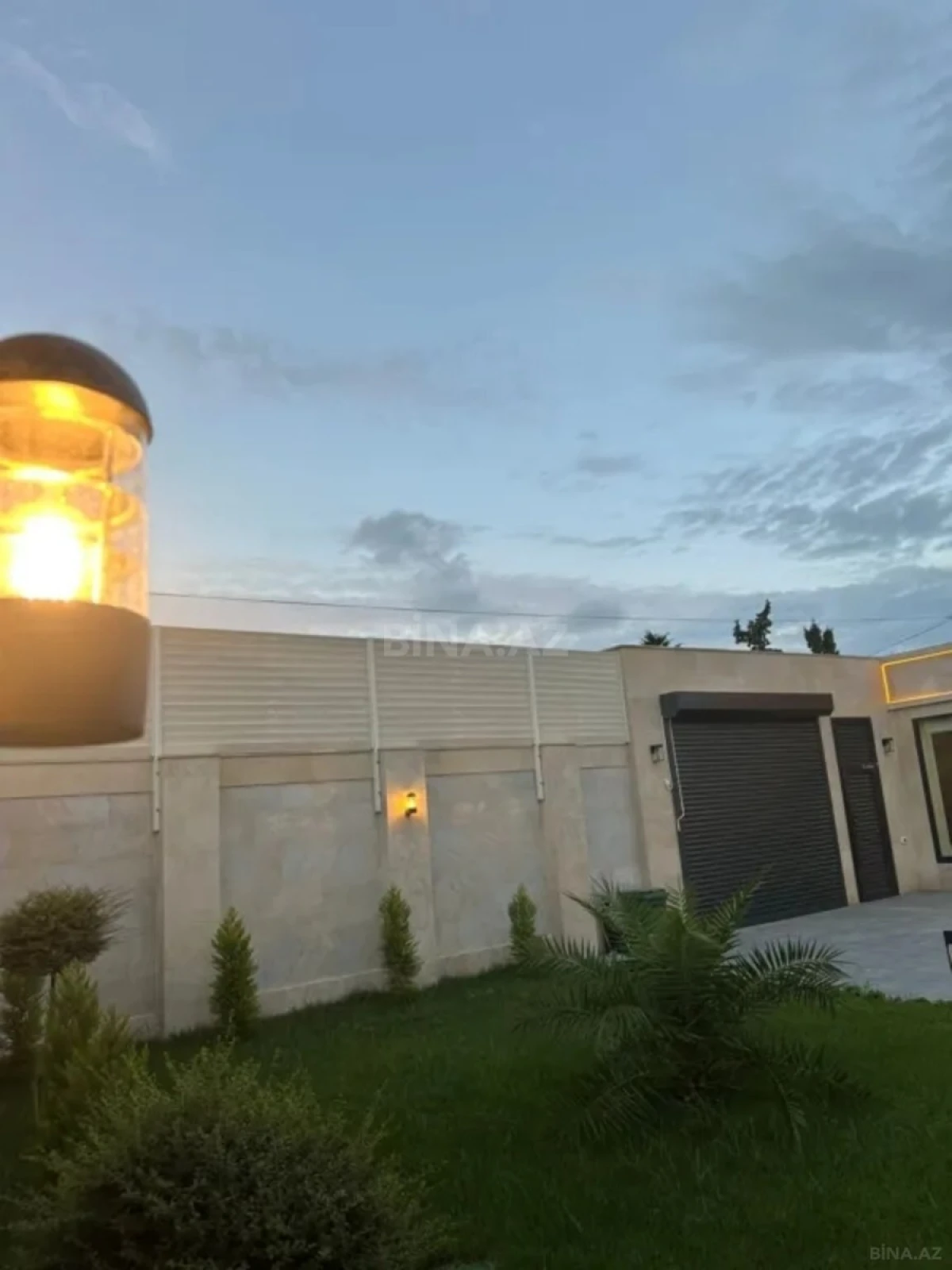 Satılır həyət evi 180 m²