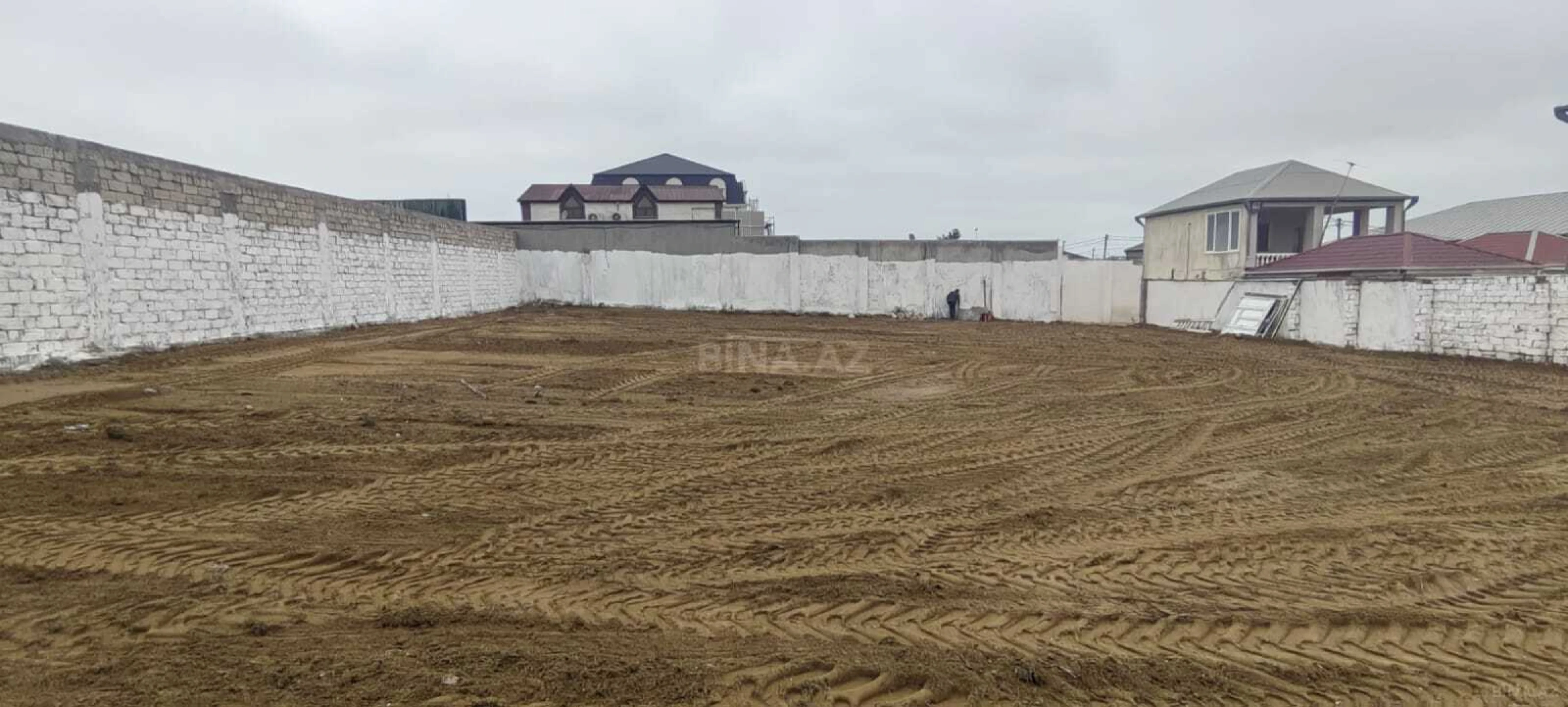 Satılır torpaq sahəsi 12 m²