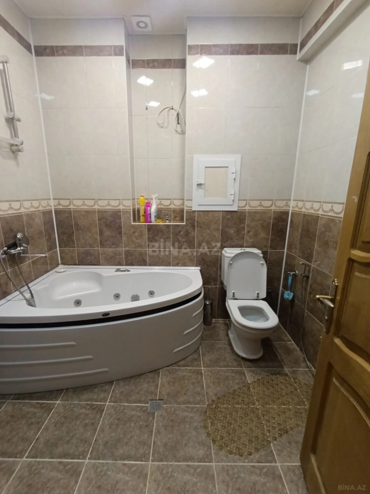 Kirayə verilir 3 otaqlı mənzil 130 m²