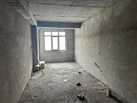 Satılır 3 otaqlı mənzil 177 m²