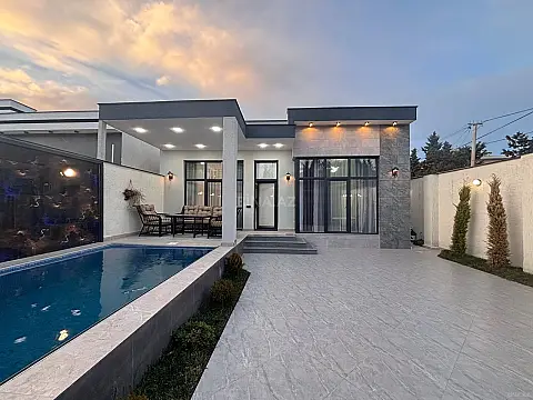 Satılır 4 otaqlı həyət evi 140 m²