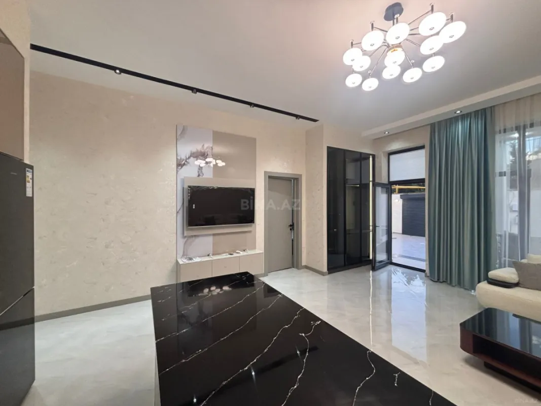 Satılır 4 otaqlı həyət evi 140 m²