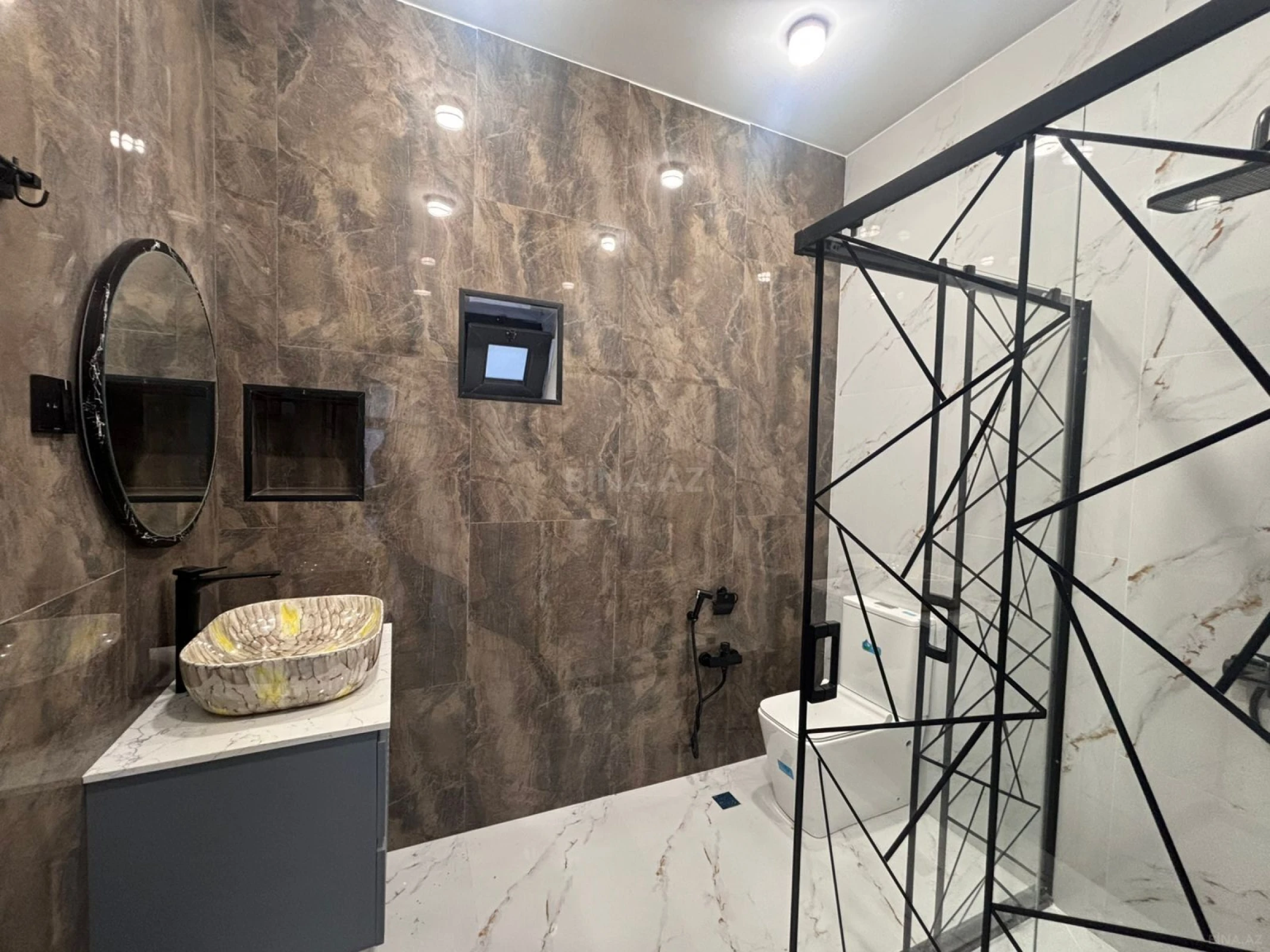 Satılır 4 otaqlı həyət evi 140 m²