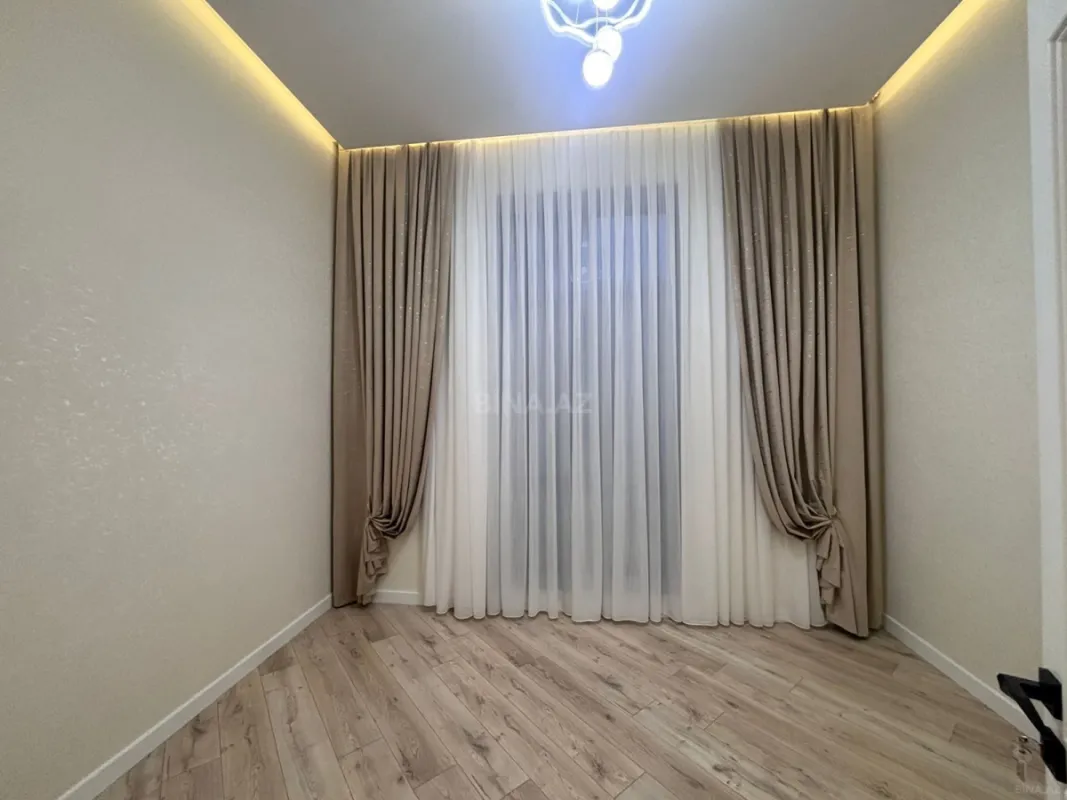 Satılır 4 otaqlı həyət evi 195 m²