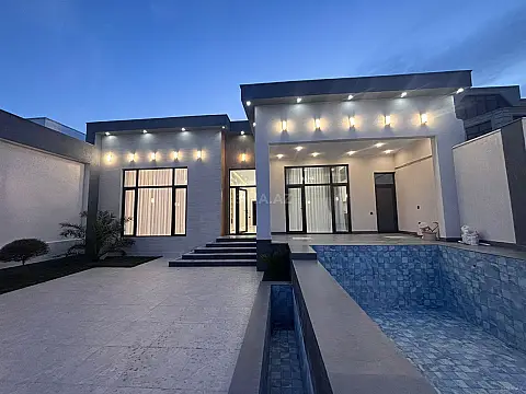 Satılır 4 otaqlı həyət evi 195 m²