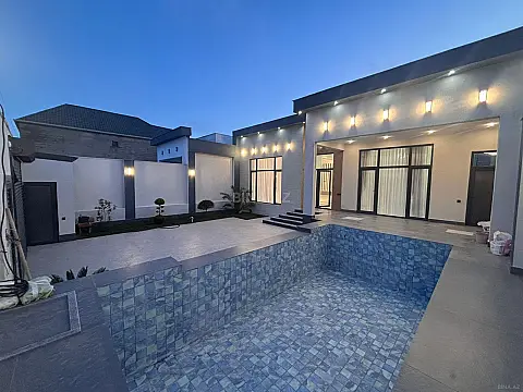 Satılır 4 otaqlı həyət evi 195 m²