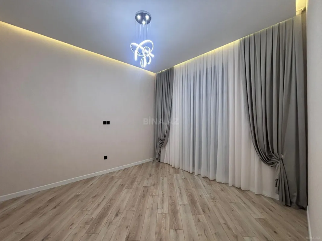 Satılır 4 otaqlı həyət evi 185 m²