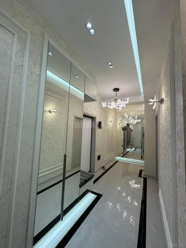 Satılır 2 otaqlı mənzil 86 m²