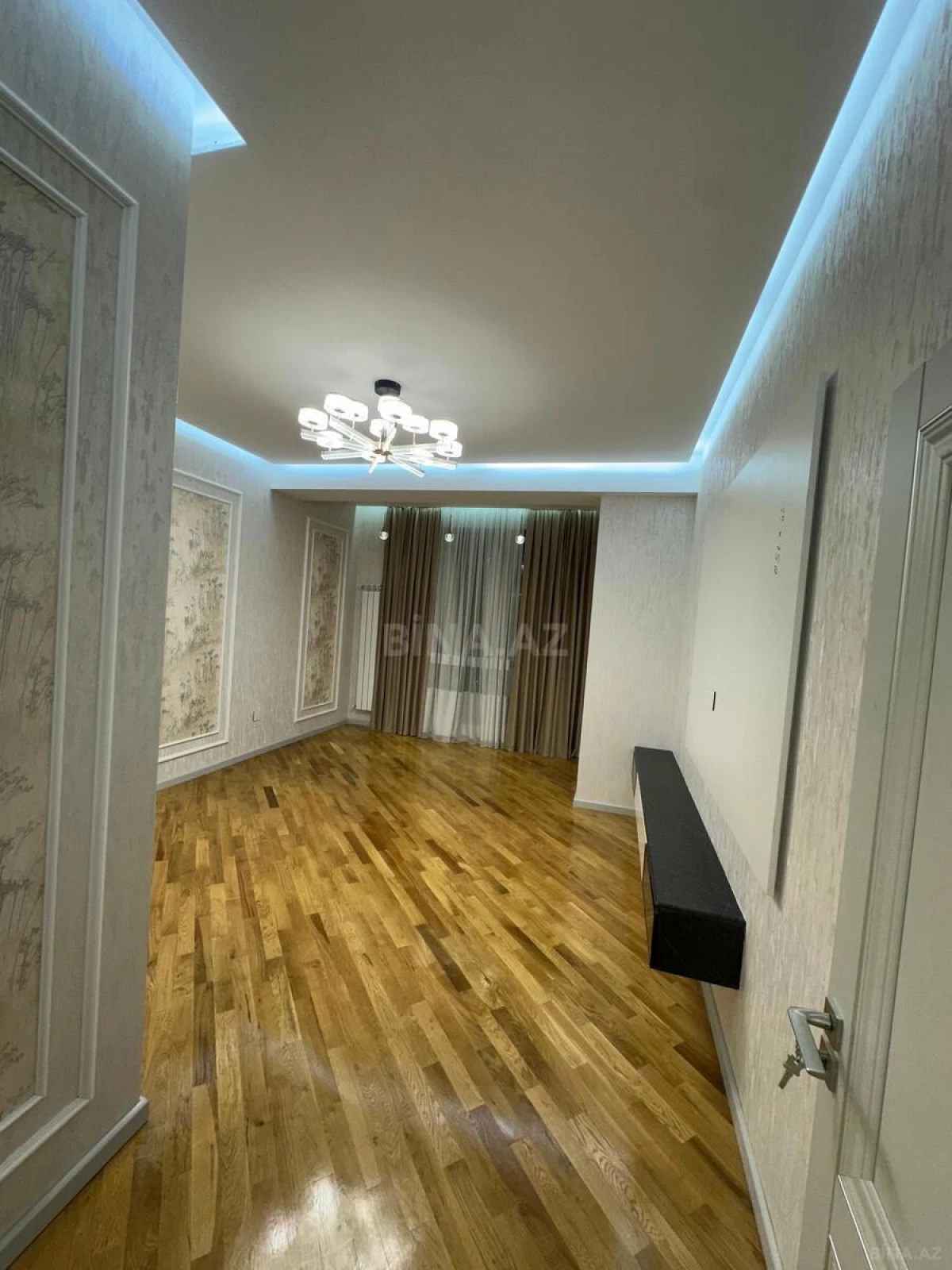 Satılır 2 otaqlı mənzil 86 m²