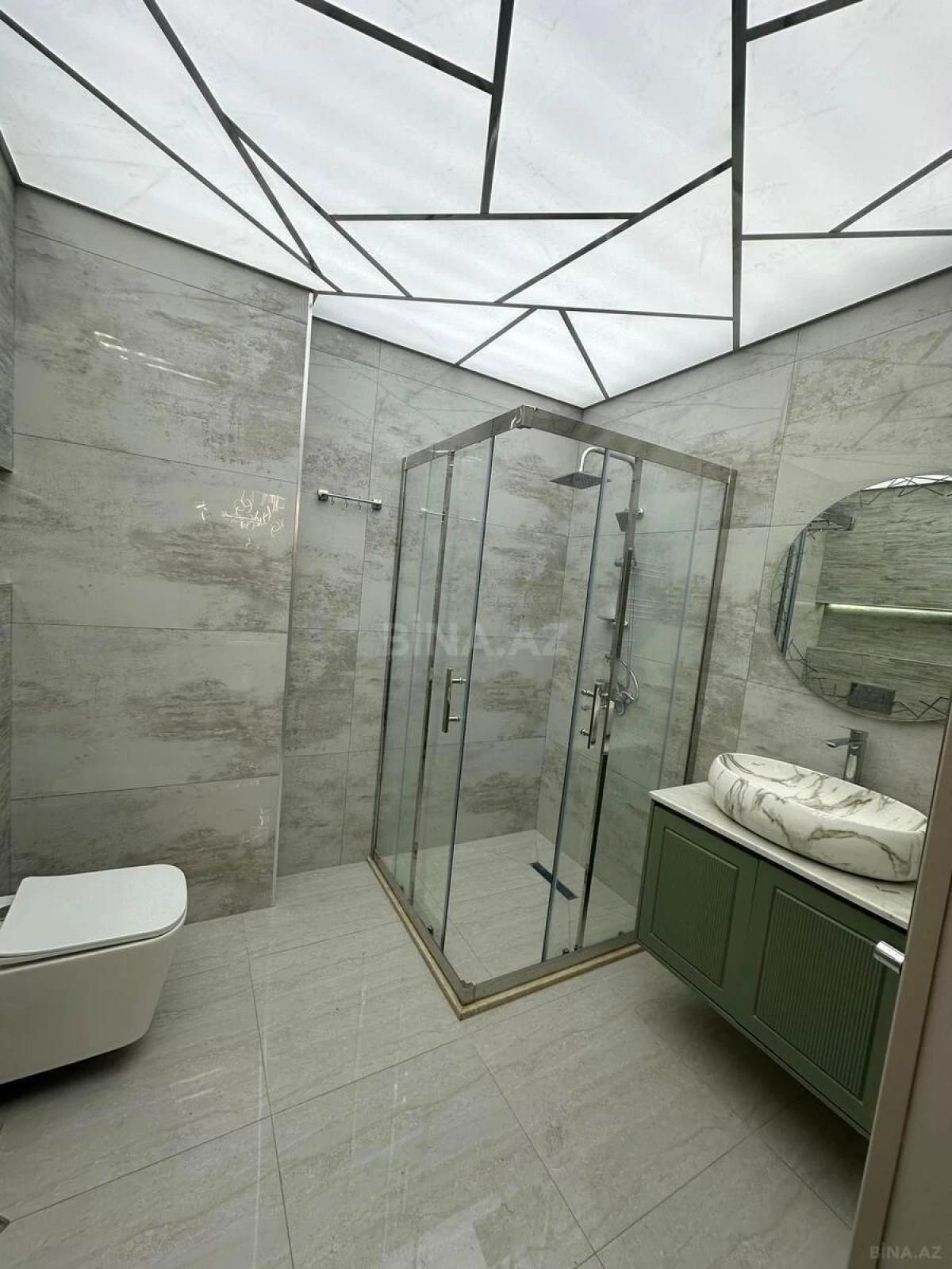 Satılır 2 otaqlı mənzil 86 m²