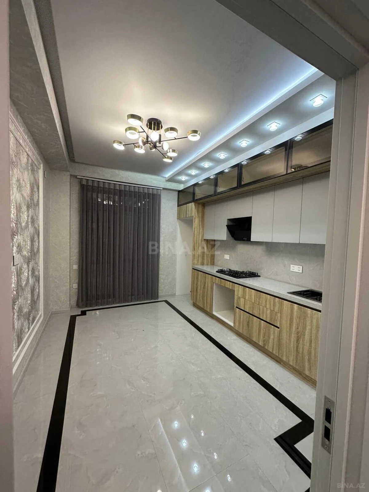Satılır 2 otaqlı mənzil 86 m²