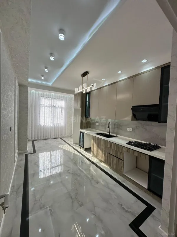 Satılır 3 otaqlı mənzil 126 m²