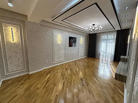 Satılır 3 otaqlı mənzil 126 m²