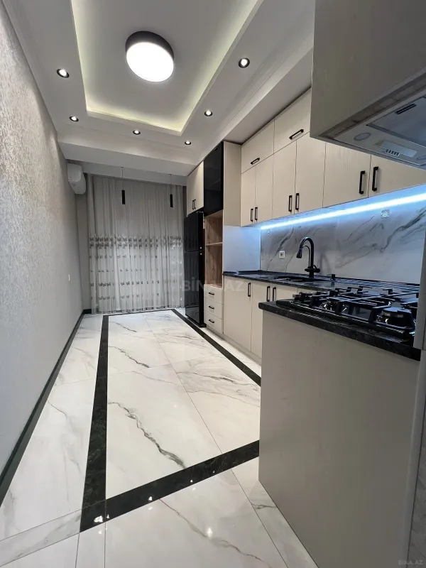Satılır 2 otaqlı mənzil 76 m²