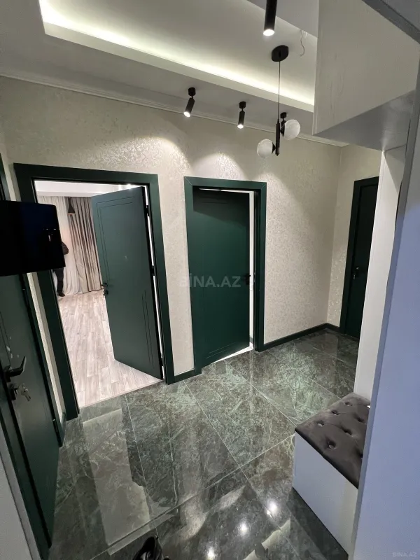 Satılır 2 otaqlı mənzil 76 m²