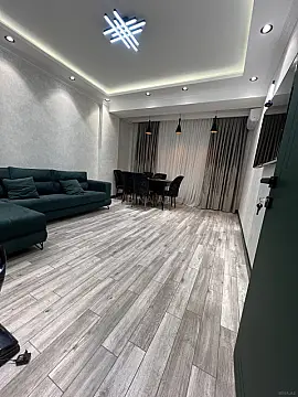 Satılır 2 otaqlı mənzil 76 m²