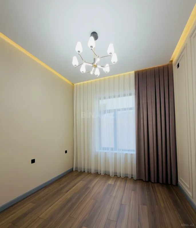 Satılır 4 otaqlı həyət evi 180 m²