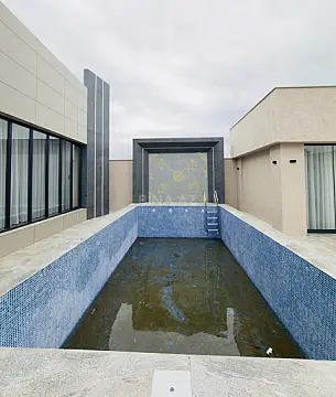 Satılır 4 otaqlı həyət evi 180 m²