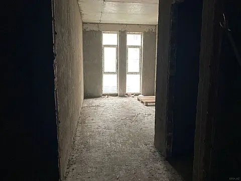 Satılır 3 otaqlı mənzil 96 m²