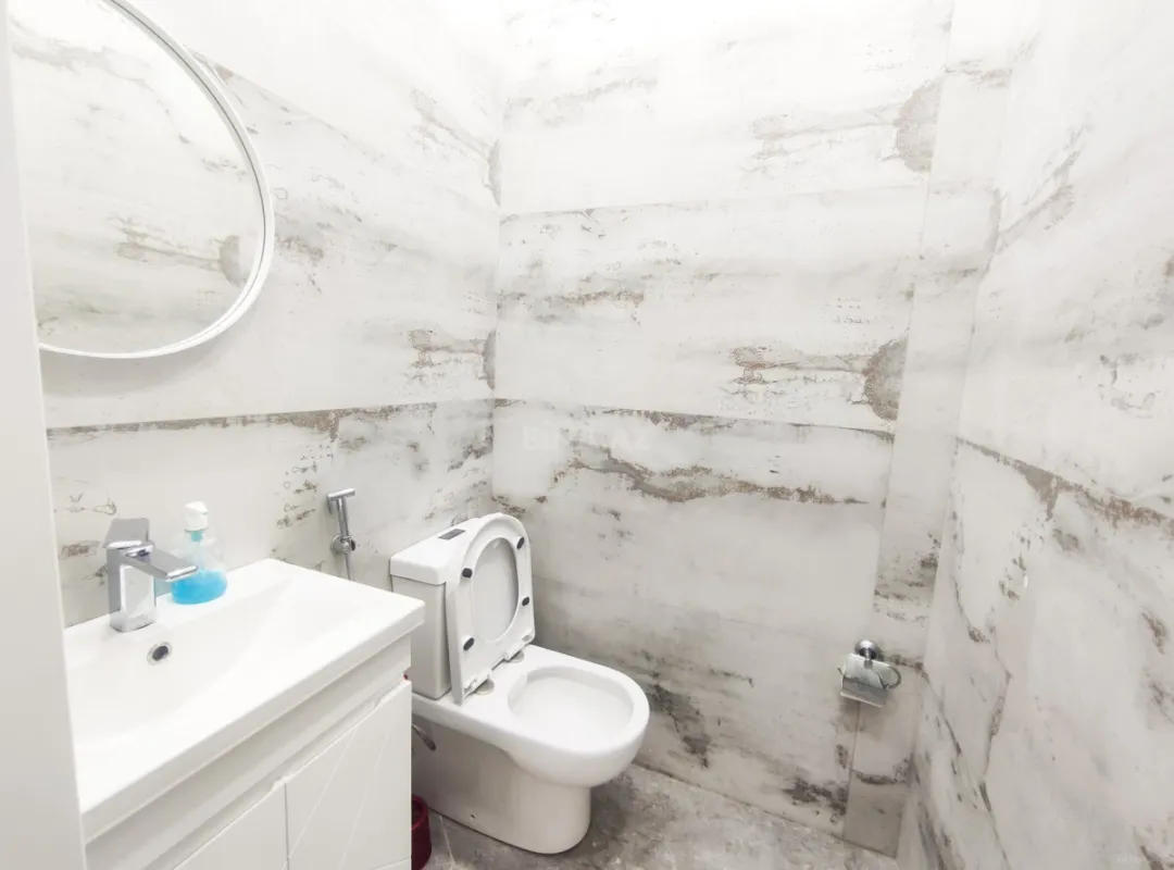 Kirayə verilir 2 otaqlı mənzil 85 m²