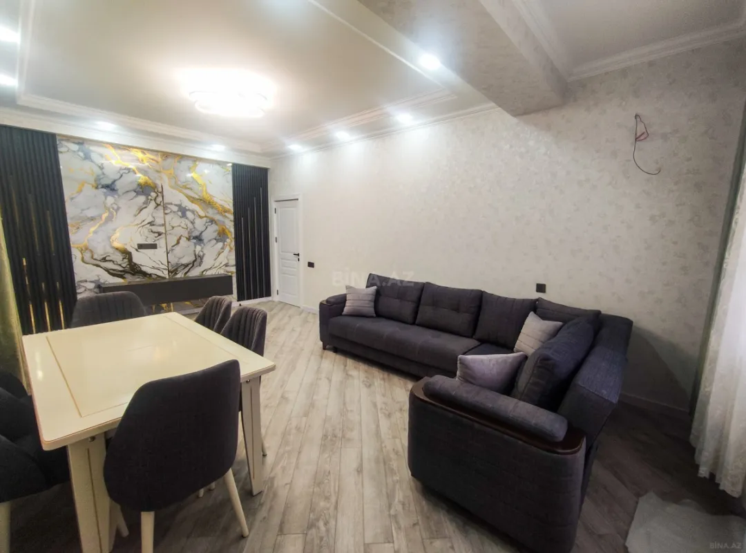 Kirayə verilir 2 otaqlı mənzil 85 m²