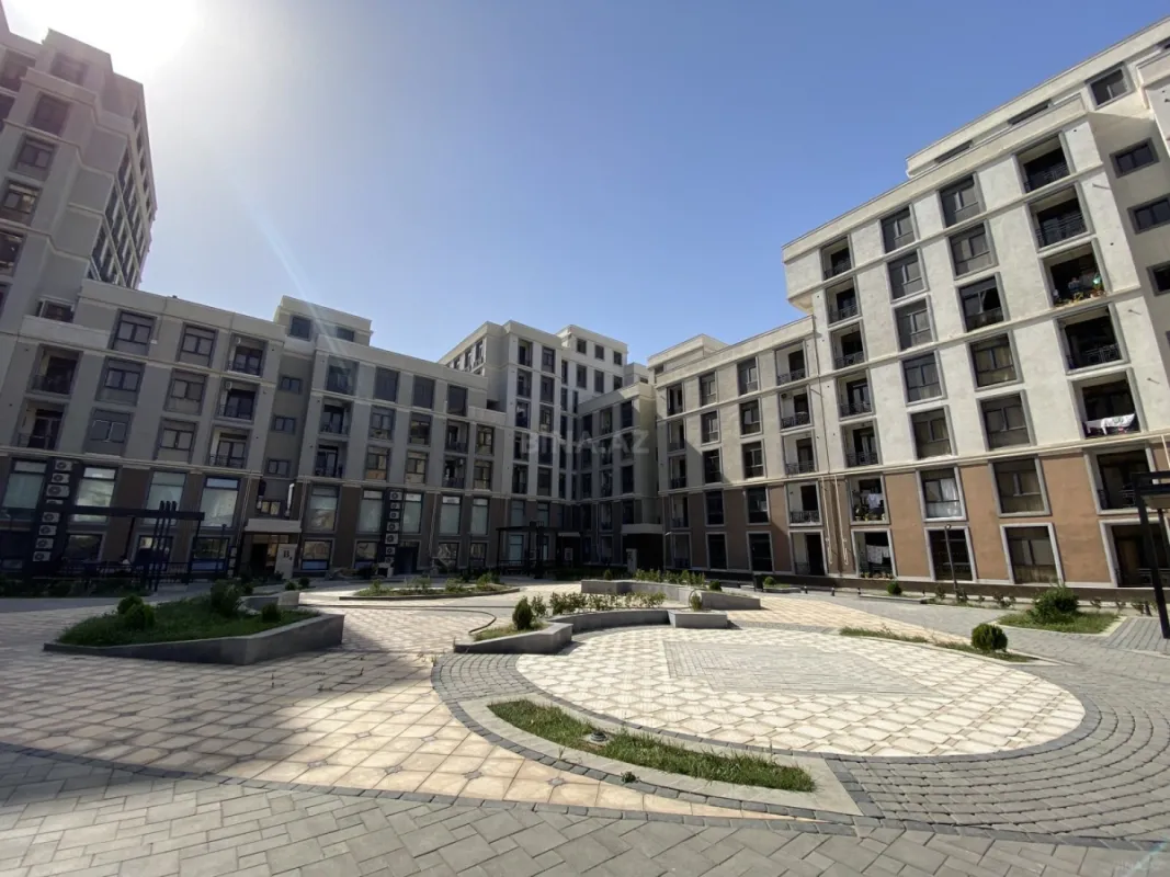 Satılır 2 otaqlı mənzil 60 m²