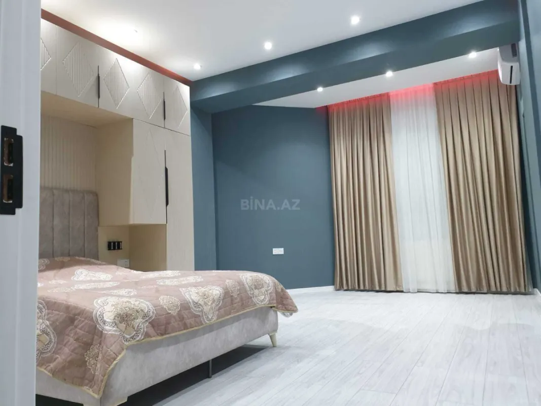 Kirayə verilir 3 otaqlı mənzil 140 m²