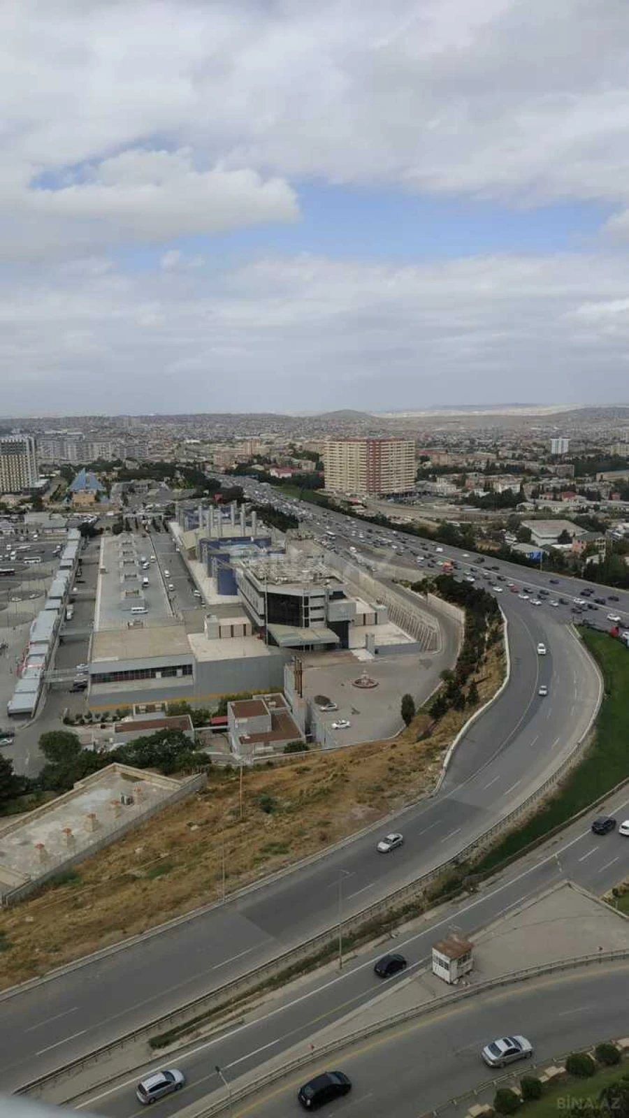 Satılır 3 otaqlı mənzil 80 m²