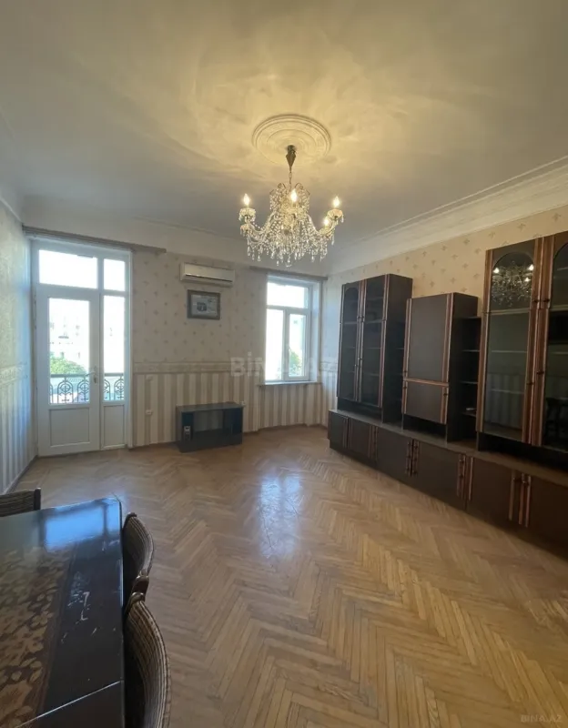 Satılır 3 otaqlı mənzil 75 m²
