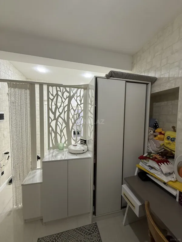 Satılır 3 otaqlı mənzil 96 m²