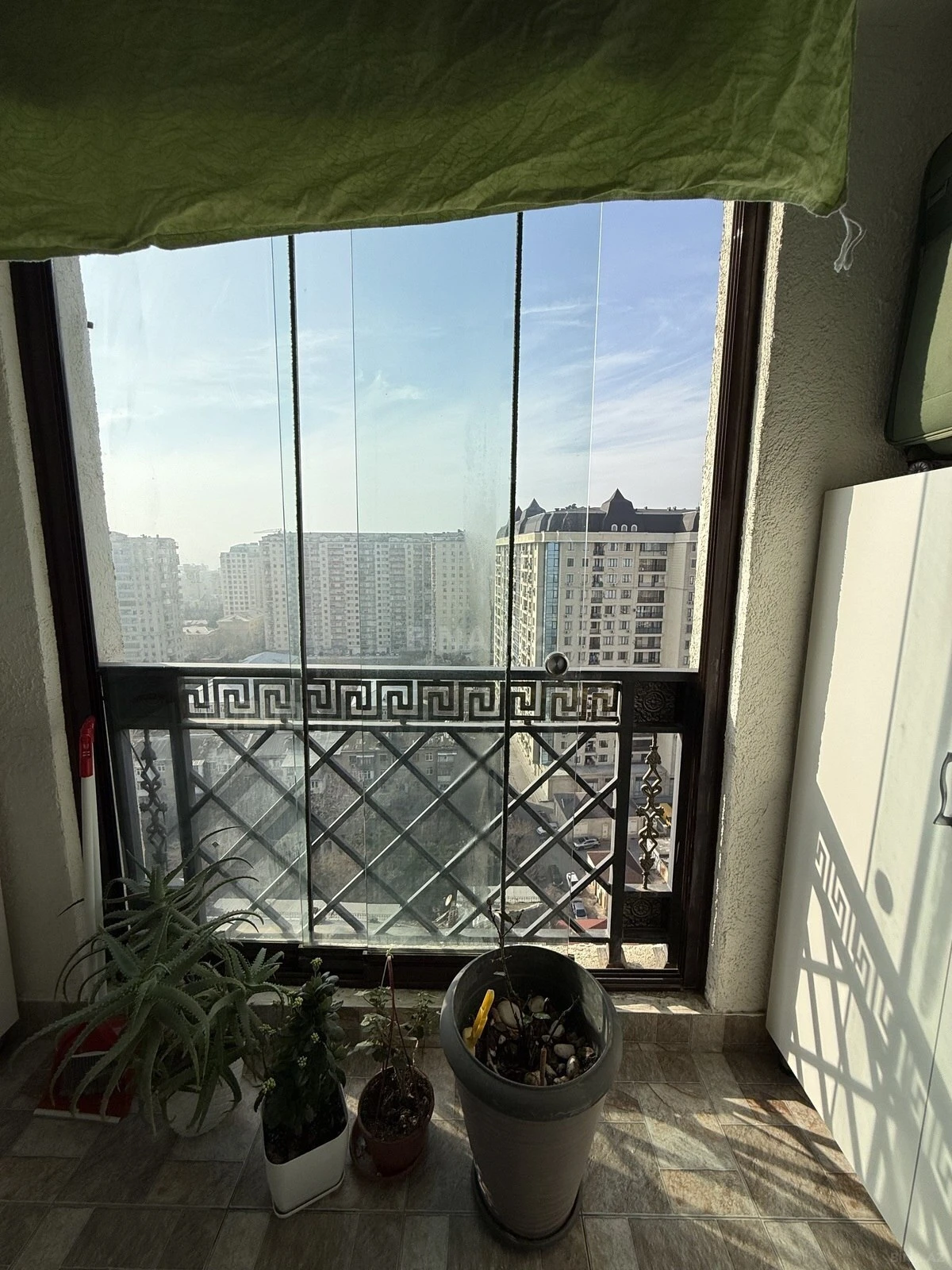 Satılır 3 otaqlı mənzil 96 m²