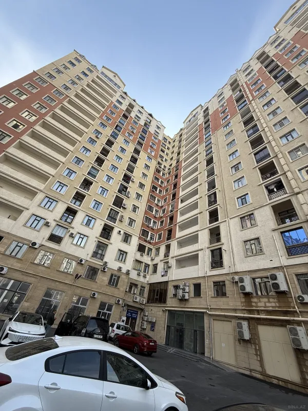 Satılır 3 otaqlı mənzil 96 m²