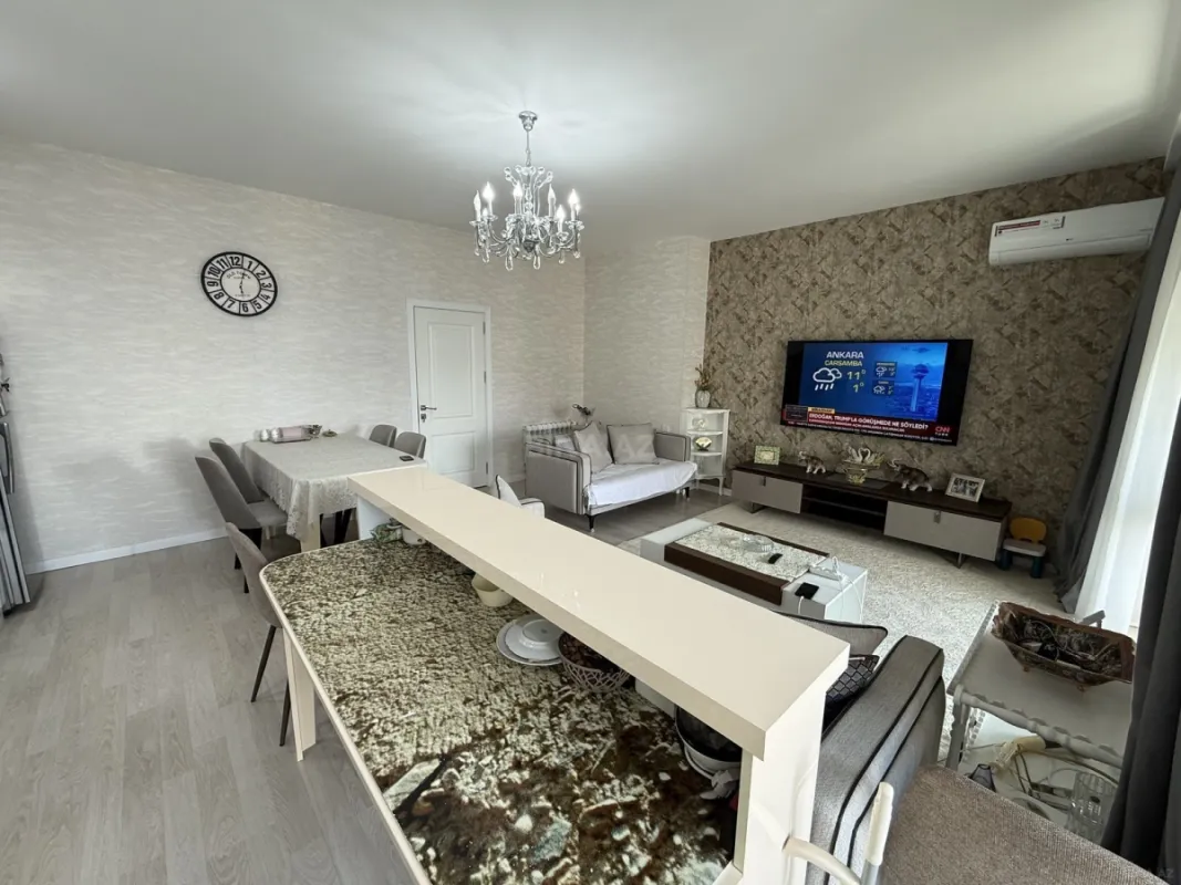 Satılır 3 otaqlı mənzil 96 m²