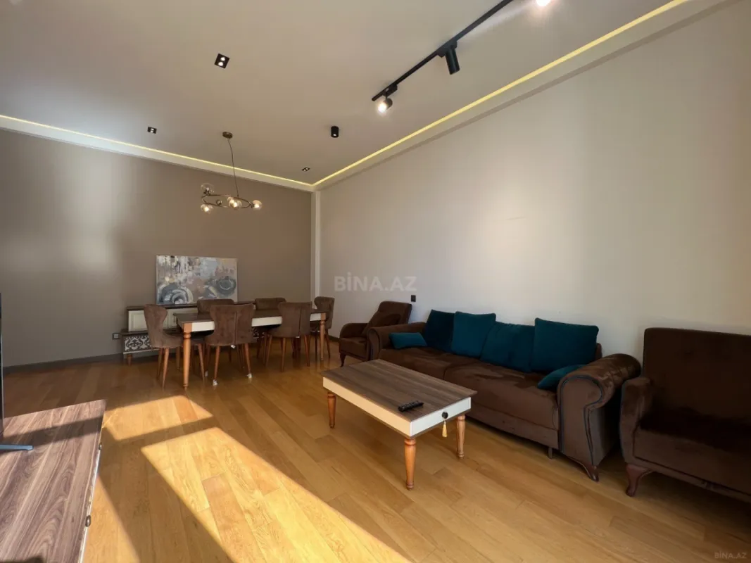 Kirayə verilir 2 otaqlı mənzil 90 m²
