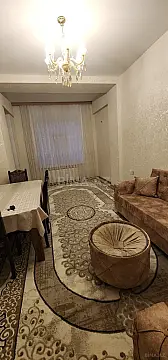 Kirayə verilir 2 otaqlı mənzil 50 m²